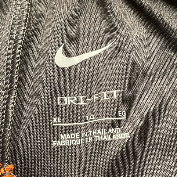 Nike Texas Longhorns dri-fit athletic shorts XL - Picture 5 of 9